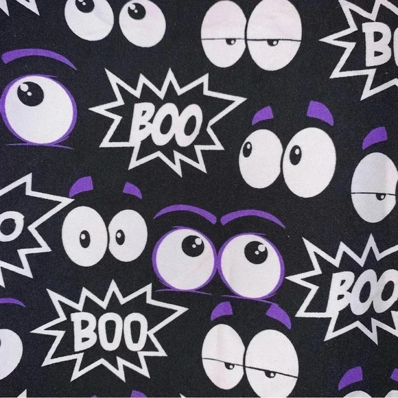 NWT Cassandra O Scrub Top Plus Size 2X Halloween Print Boo Ghost Scrubs Nurse - Picture 3 of 5